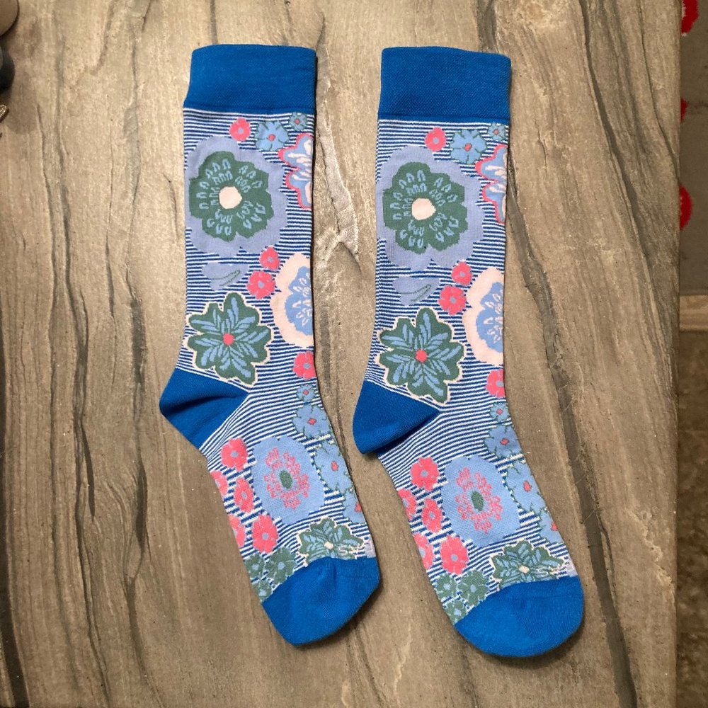 NWoT Bombas women's socks - size M